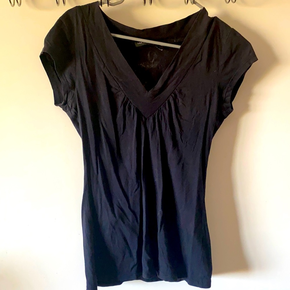 Black v neck t shirt